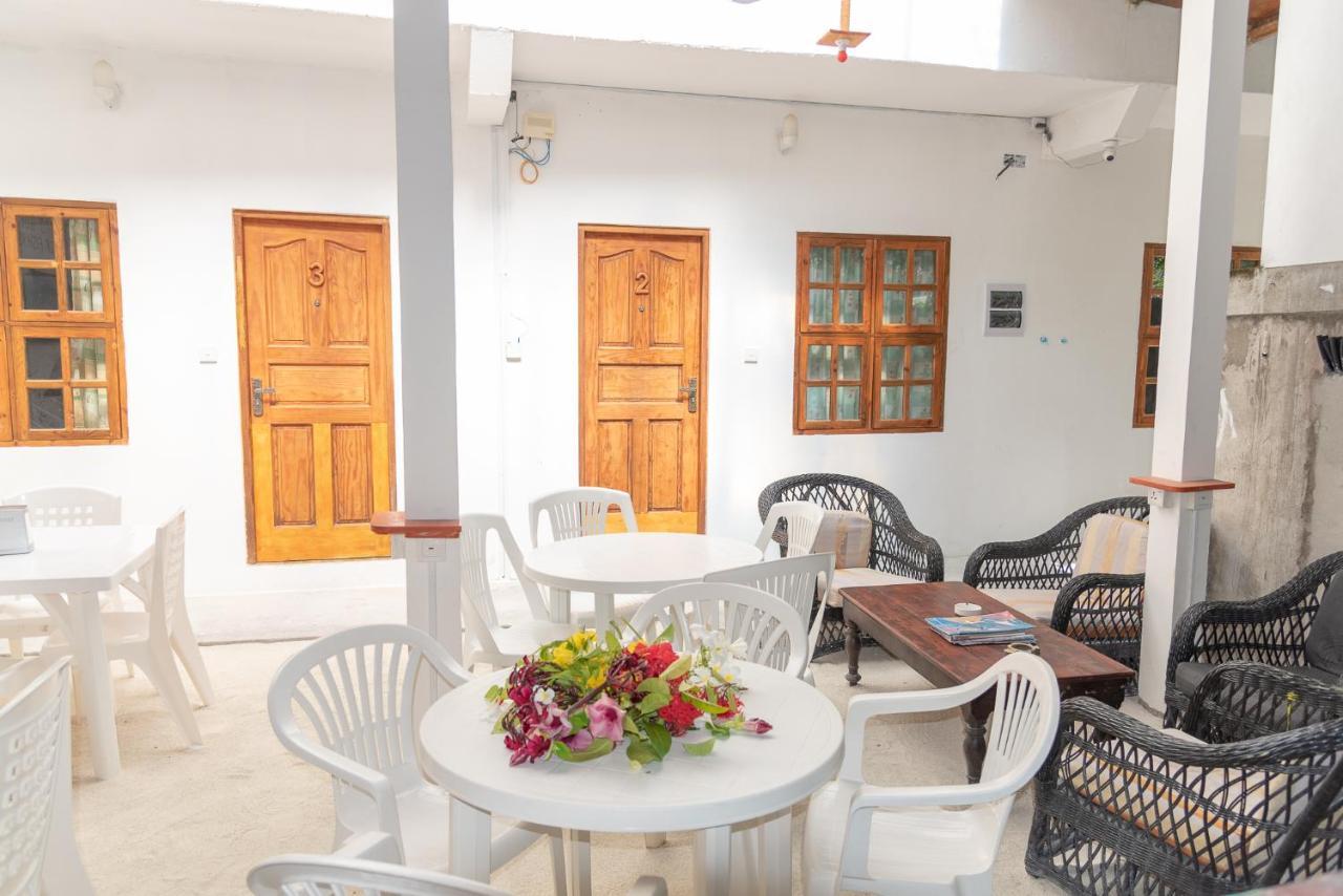 Chao Guest House Maafushi Eksteriør bilde